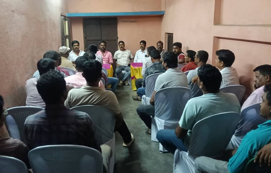 চন্দ্রকোনা রোডে নতুন আলুবীজ ব্যবসায়ী সমিতি,শুরু রাজনৈতিক ও ব্যবসায়িক মহলে জোর চর্চা!