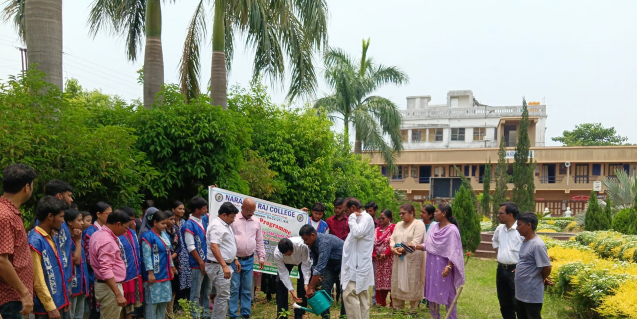 বিশ্ব পরিবেশ দিবসে সবুজের অঙ্গীকার, নাড়াজোল রাজ কলেজে বৃক্ষরোপণ ও সচেতনতা কর্মসূচি!