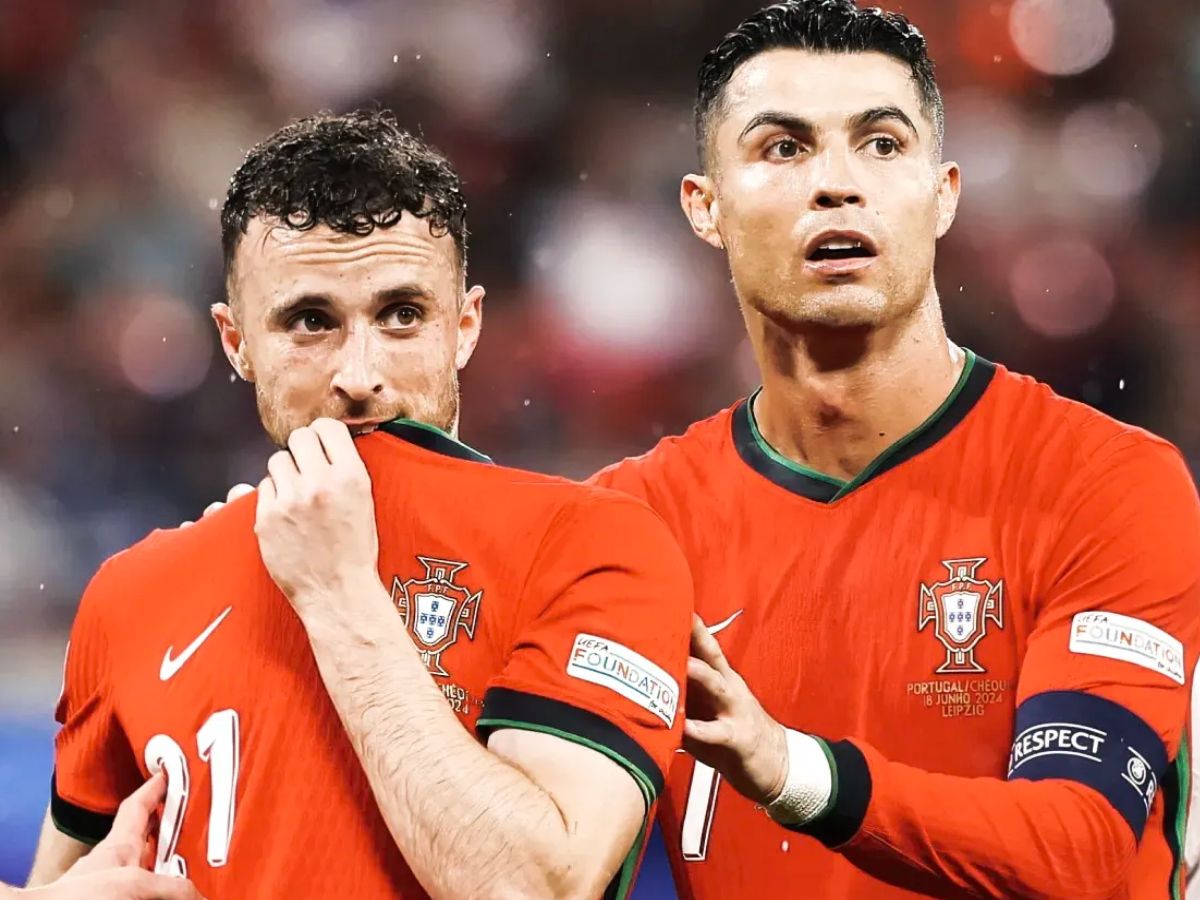 জোতার স্মৃতিতে আবেগঘন পর্তুগাল, বিশেষ রিস্টব্যান্ড পরে বিশ্বকাপ অভিযানে রোনাল্ডোরা