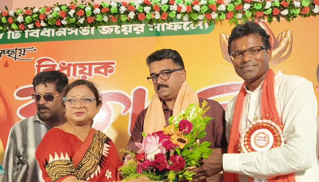 মানবসেবার উজ্জ্বল দৃষ্টান্ত,মেদিনীপুরের 'বিধায়ক রক্তদান শিবিরে'  রক্ত দিলেন ২৪১ জন