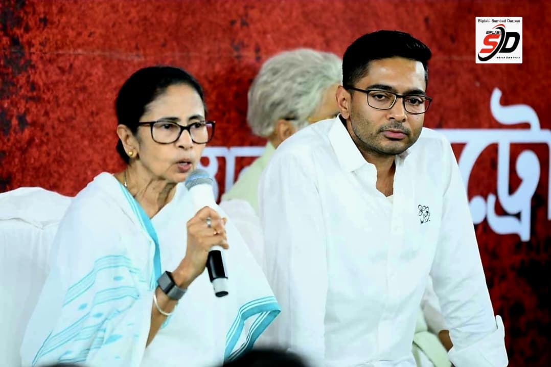 দলের দায়িত্ব ভাগ করে দিলেন মমতা, তৃণমূলে নতুন কমিটি নিয়ে জোর চর্চা
