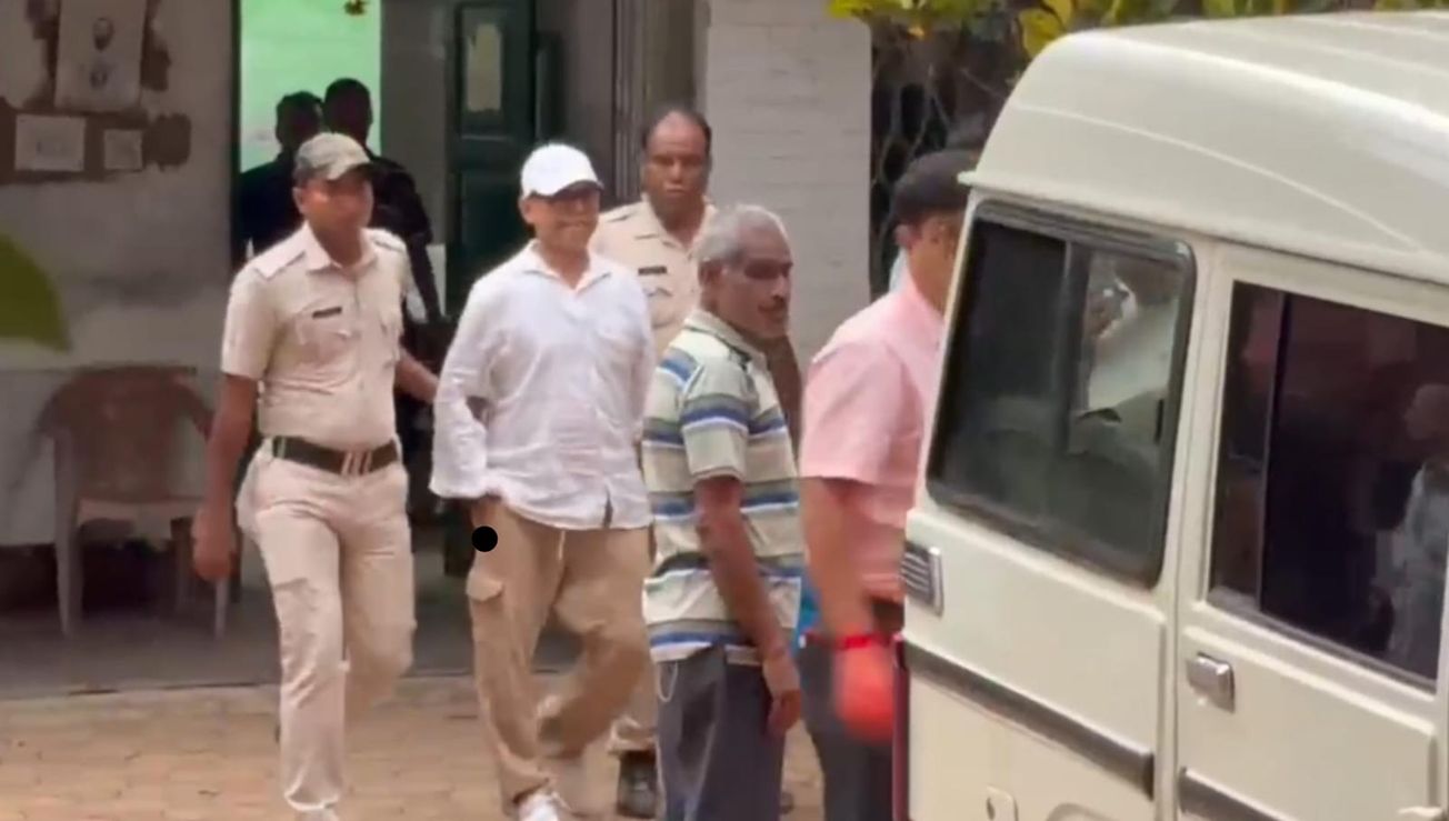 জমি কেলেঙ্কারি মামলায় গ্রেপ্তার সুজয় হাজরা, ৮ দিনের পুলিশ হেফাজতের নির্দেশ!