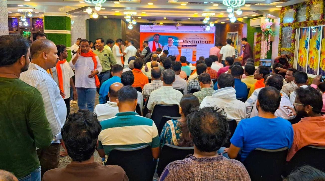 এক ক্লিকেই বিধায়কের দপ্তরে অভিযোগ, মেদিনীপুরে চালু ‘আমার বিধায়ক’ অ্যাপ!