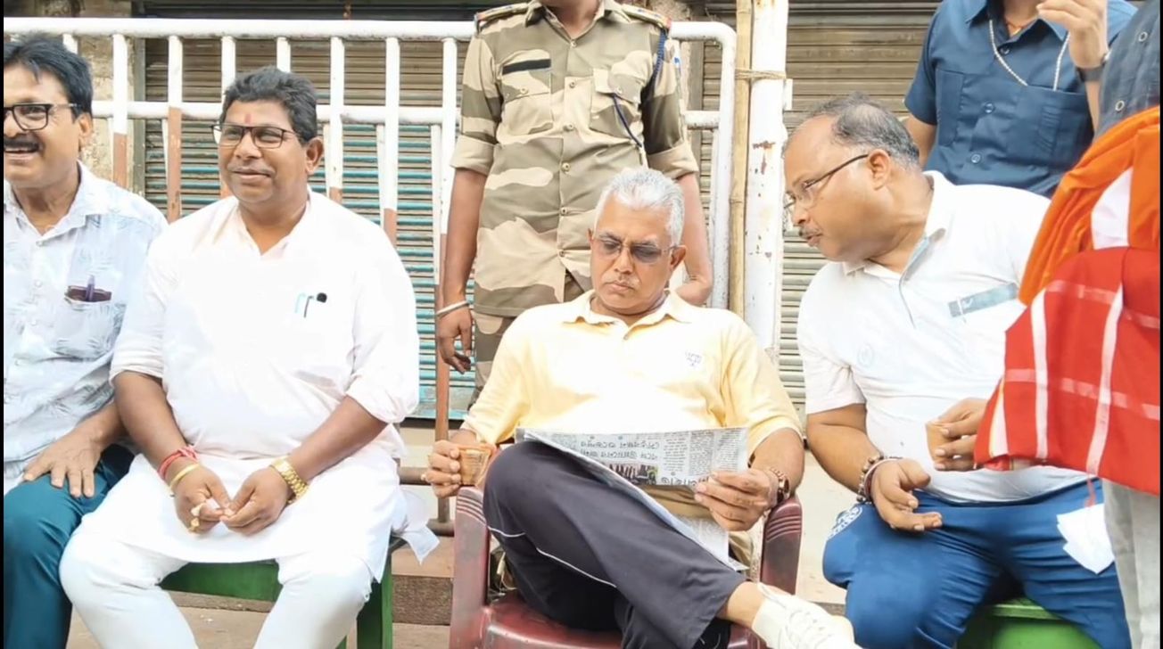 “কেউ আইনের ঊর্ধ্বে নয়” — খড়গপুরে চা-চক্রে কড়া বার্তা দিলীপ ঘোষের!